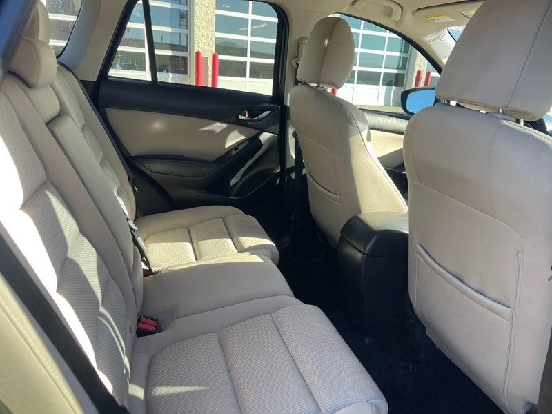 Mazda CX-5 Vehicle Image 12