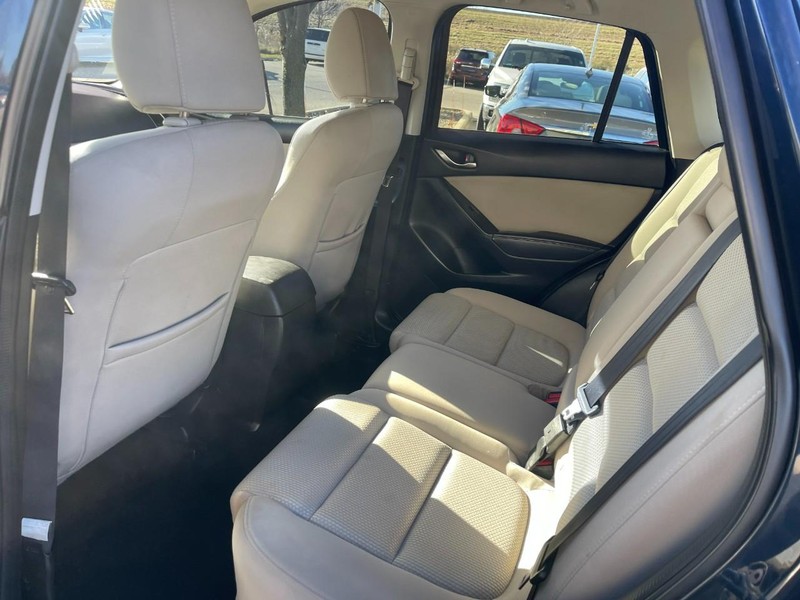 Mazda CX-5 Vehicle Image 16