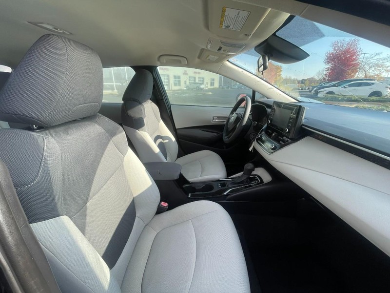 Toyota Corolla Vehicle Image 06