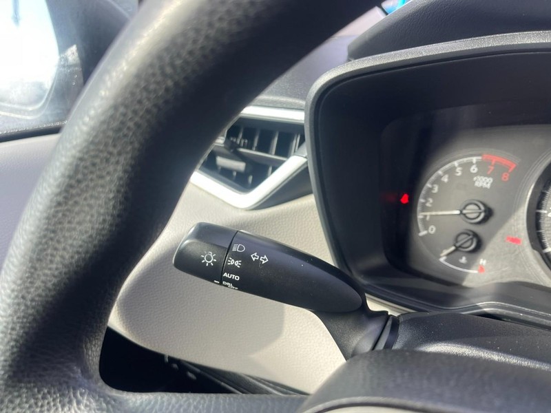 Toyota Corolla Vehicle Image 16