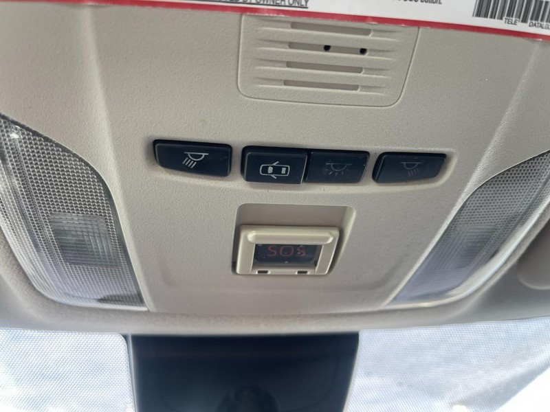 Toyota Corolla Vehicle Image 22