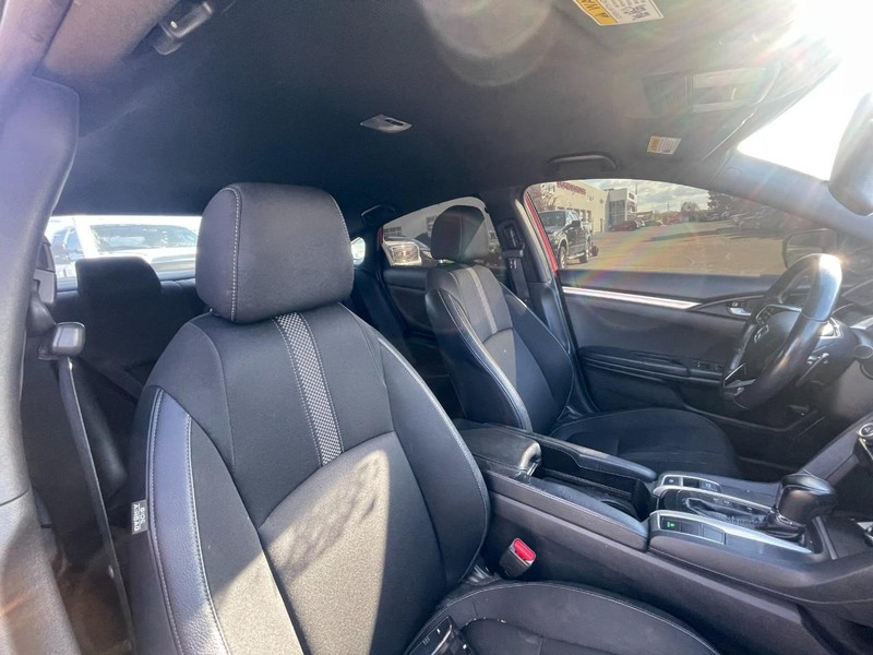 Honda Civic Sedan Vehicle Image 04