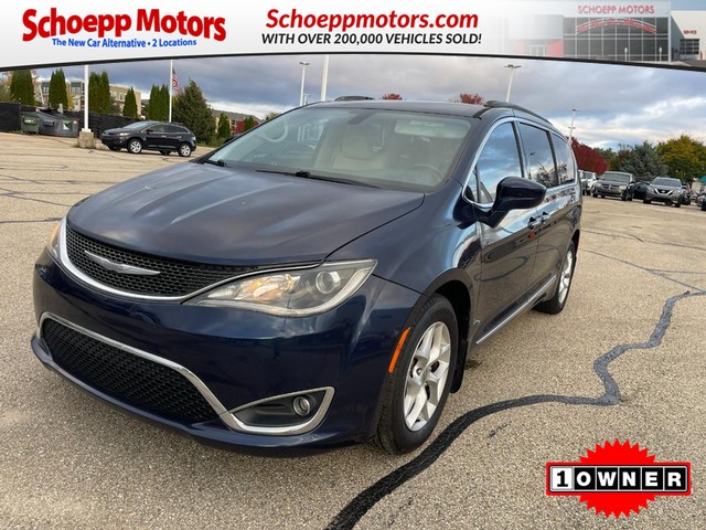 Middleton WI 2017 Chrysler Pacifica more details - chrysler pacifica