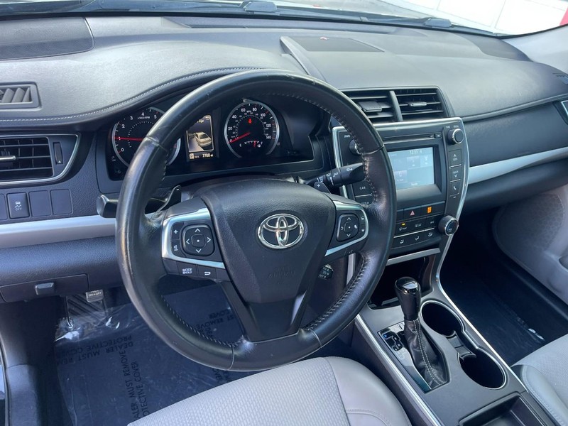Toyota Camry Vehicle Image 20