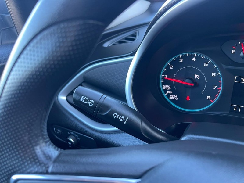 Chevrolet Malibu Vehicle Image 23