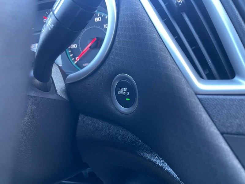 Chevrolet Malibu Vehicle Image 26