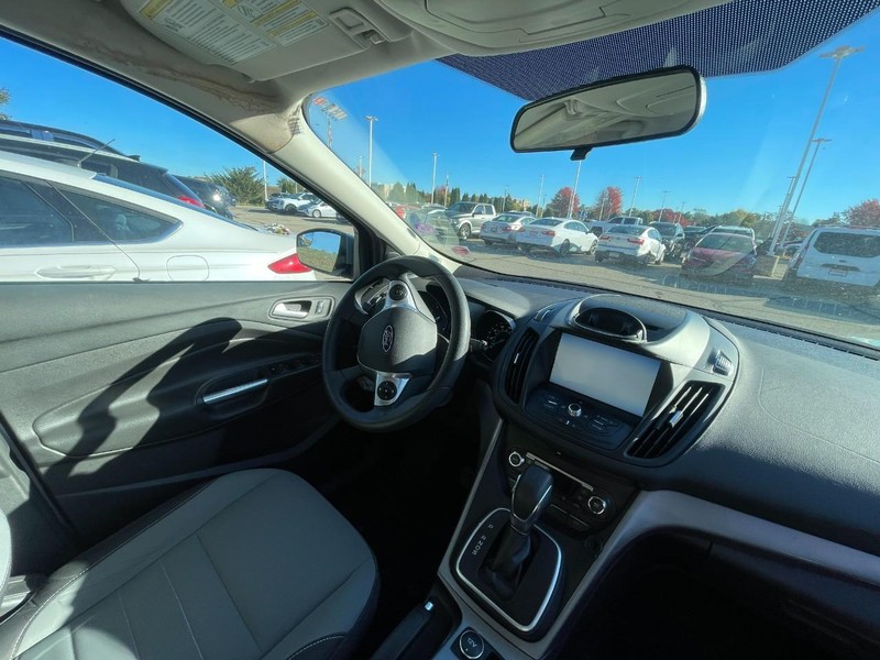 Ford Escape Vehicle Image 05