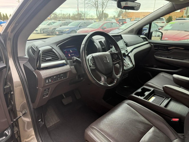 2018 Honda Odyssey Elite photo 4