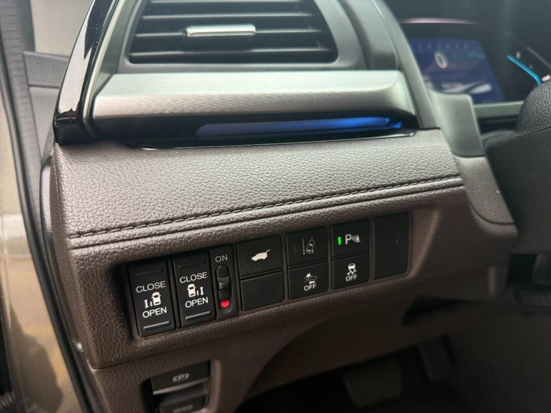 Honda Odyssey Vehicle Image 15