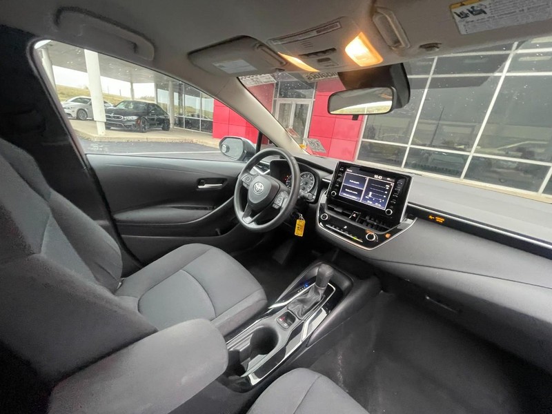 Toyota Corolla Vehicle Image 05