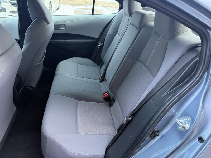 Toyota Corolla Vehicle Image 11