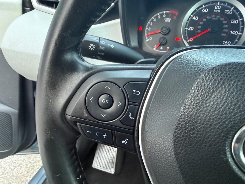 Toyota Corolla Vehicle Image 20