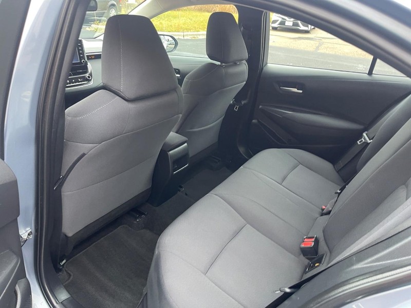 Toyota Corolla Vehicle Image 14