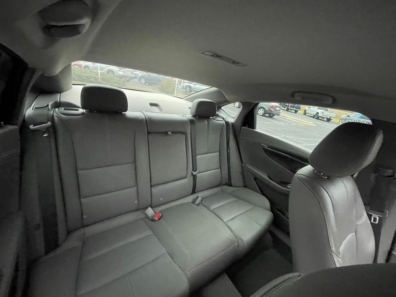 Chevrolet Impala Vehicle Image 04