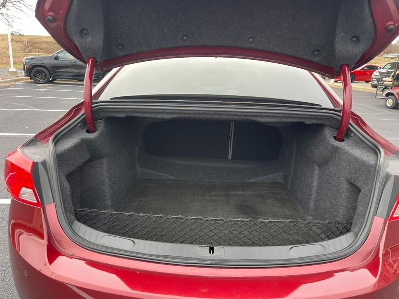 Chevrolet Impala Vehicle Image 15