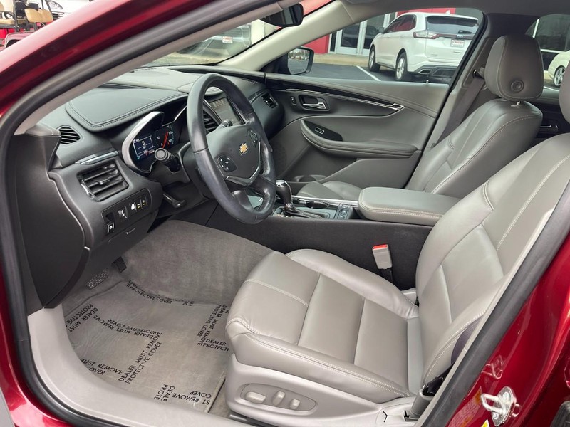 Chevrolet Impala Vehicle Image 18