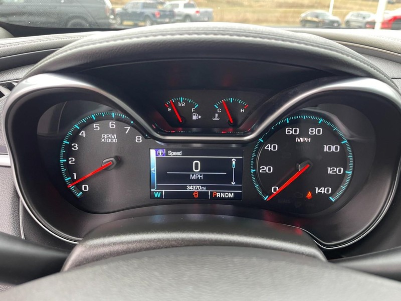 Chevrolet Impala Vehicle Image 26