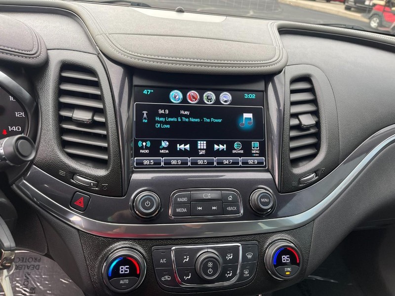 Chevrolet Impala Vehicle Image 28