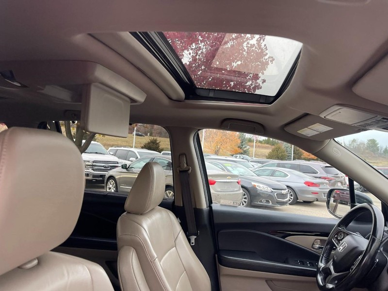 Honda Pilot Vehicle Image 10