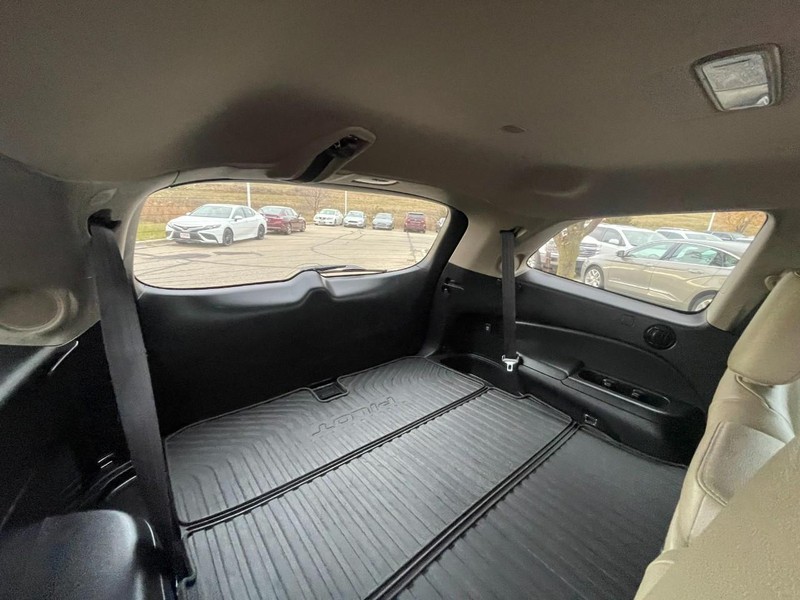 Honda Pilot Vehicle Image 15
