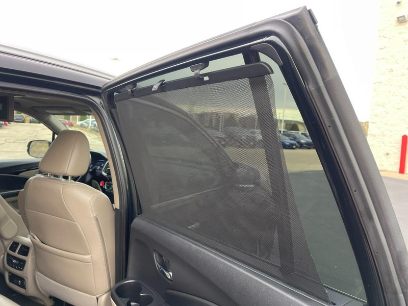 Honda Pilot Vehicle Image 18