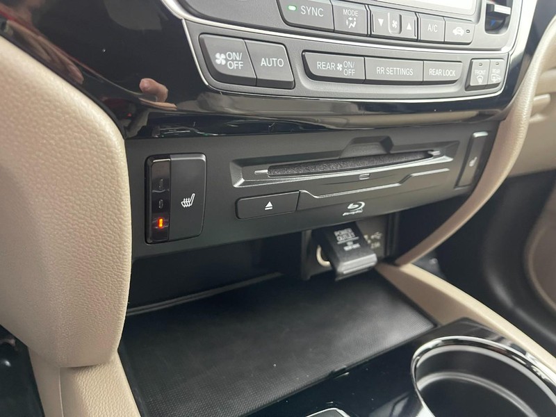 Honda Pilot Vehicle Image 42