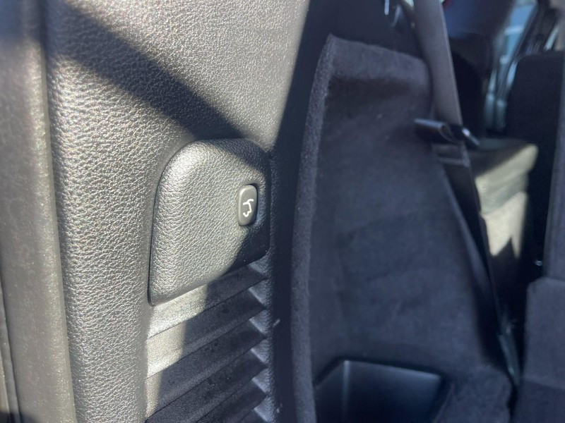 Dodge Durango Vehicle Image 16