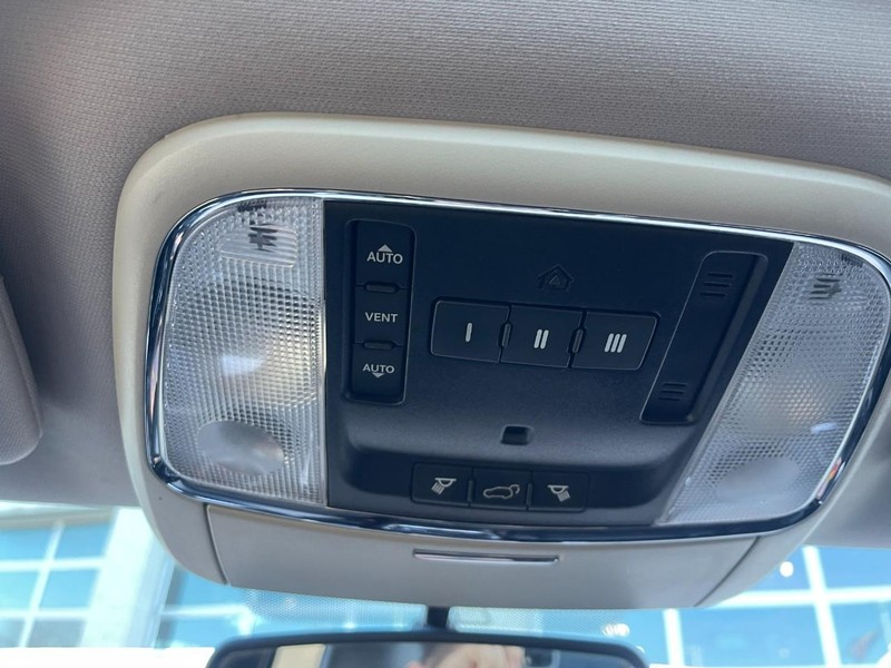 Dodge Durango Vehicle Image 33