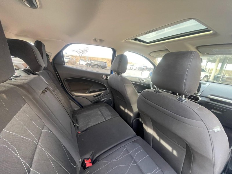 Ford EcoSport Vehicle Image 10
