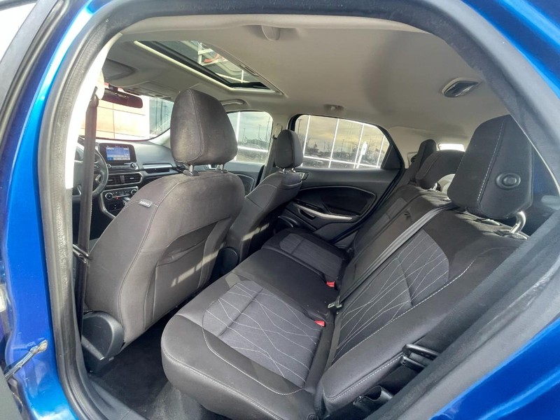 Ford EcoSport Vehicle Image 11