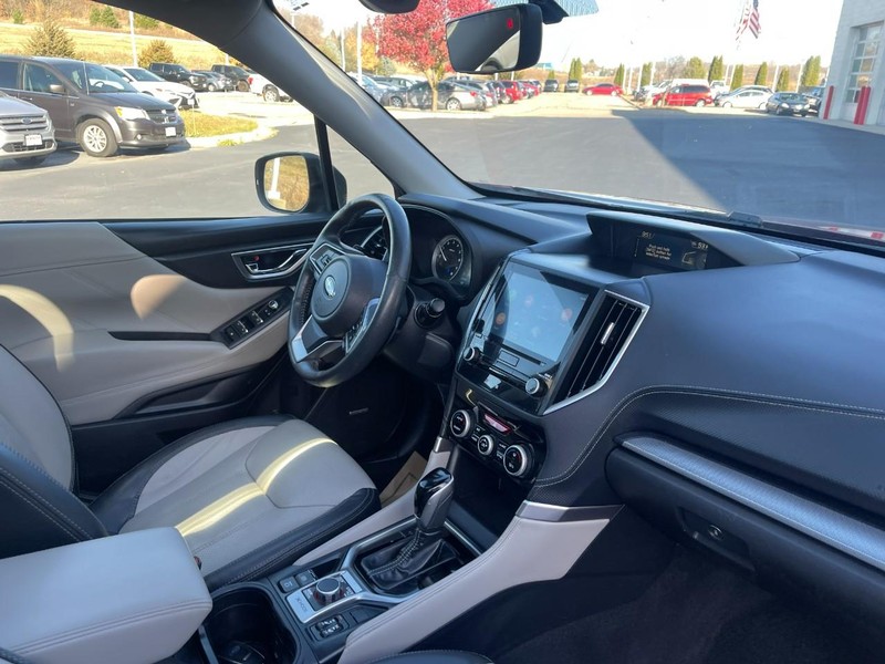 Subaru Forester Vehicle Image 10