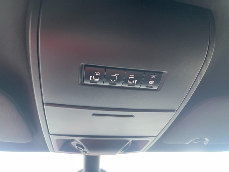 Dodge Grand Caravan Vehicle Image 28
