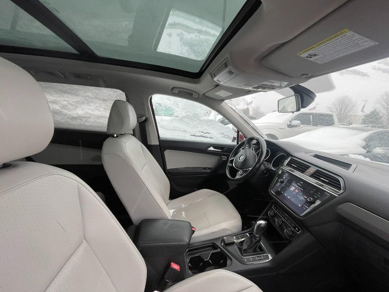 Volkswagen Tiguan Vehicle Image 04