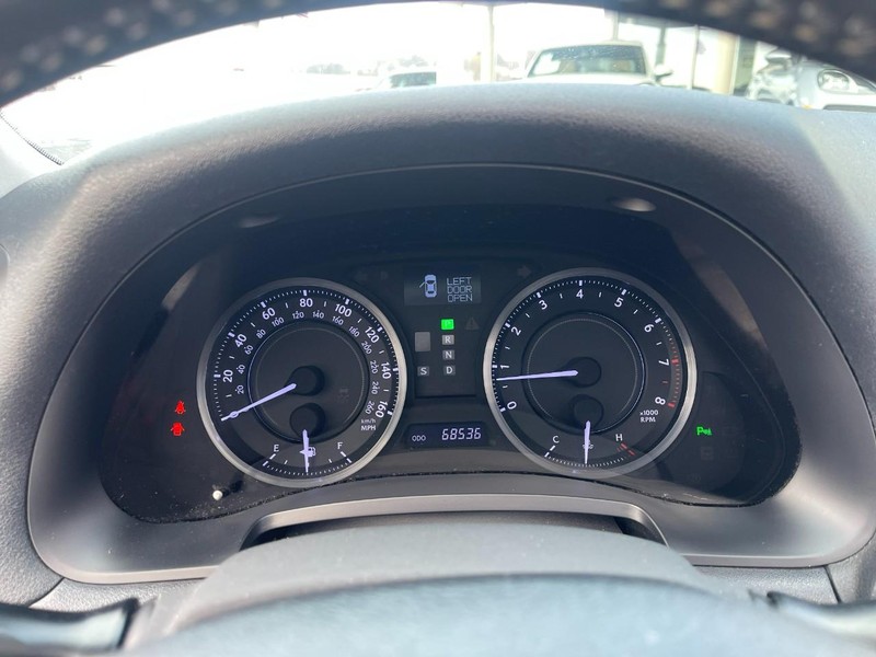 Lexus IS 250C Vehicle Image 24