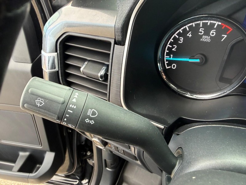 Ford F-150 Vehicle Image 23