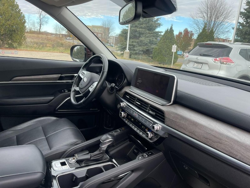 2021 Kia Telluride SX photo 2