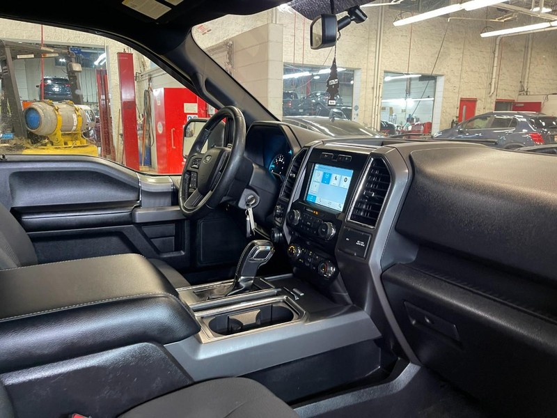 Ford F-150 Vehicle Image 09