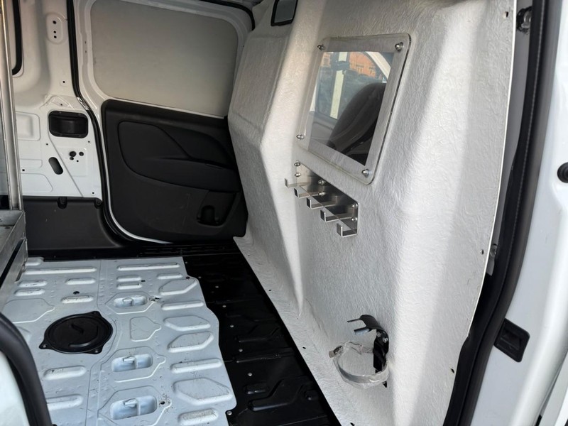 Ram ProMaster City Cargo Van Vehicle Image 17