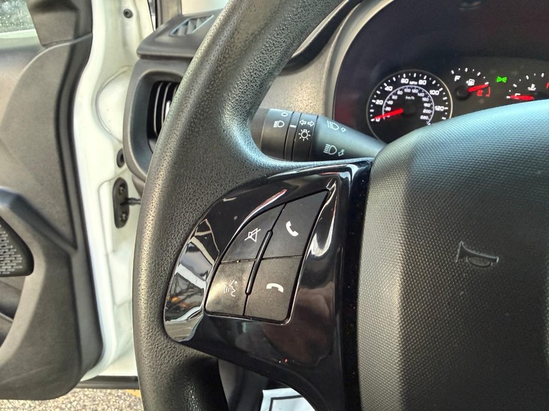 Ram ProMaster City Cargo Van Vehicle Image 22