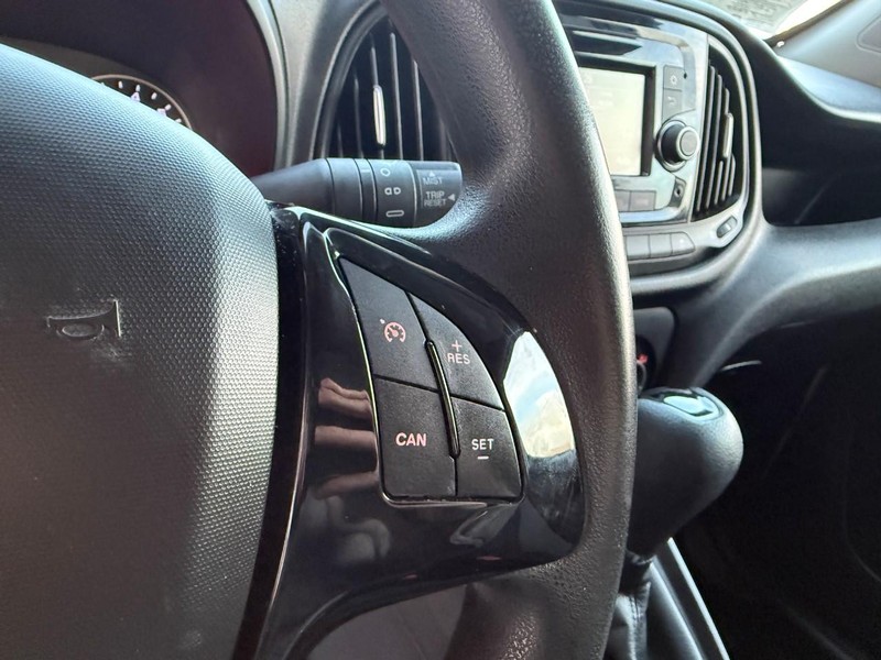 Ram ProMaster City Cargo Van Vehicle Image 24