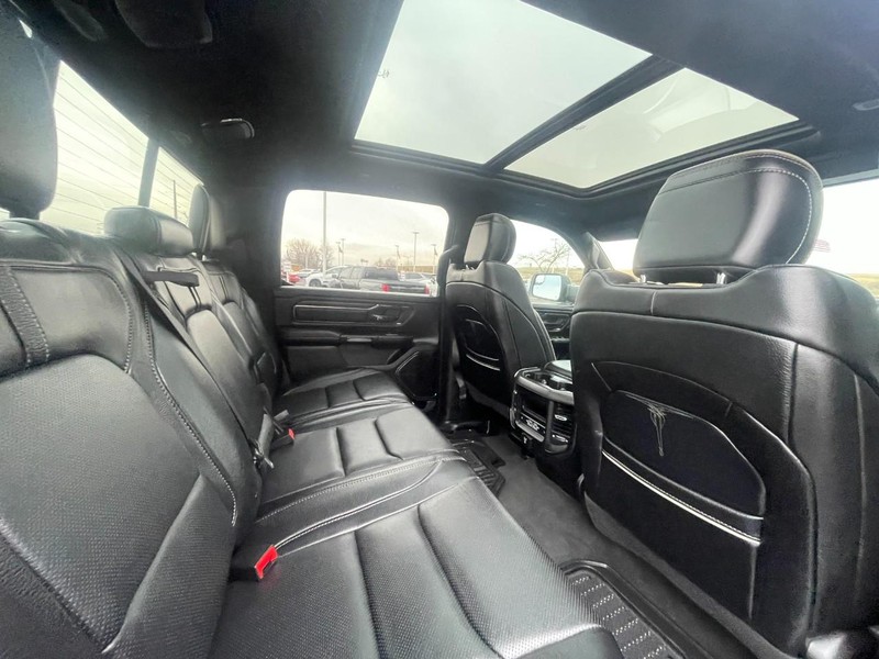 Ram 1500 Vehicle Image 15