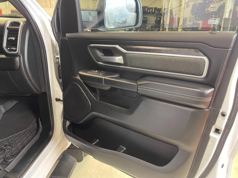 Ram 1500 Vehicle Image 11