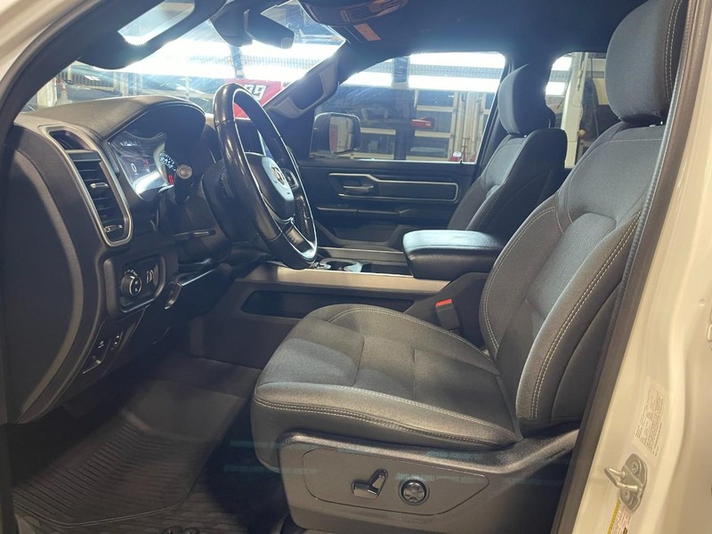 Ram 1500 Vehicle Image 17