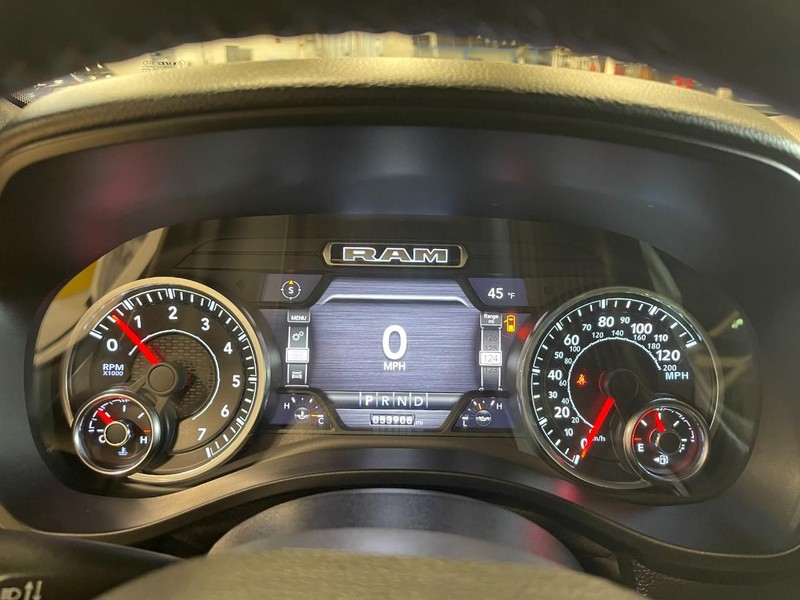 Ram 1500 Vehicle Image 25