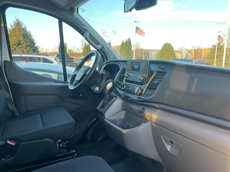 Ford Transit Cargo Van Vehicle Image 02