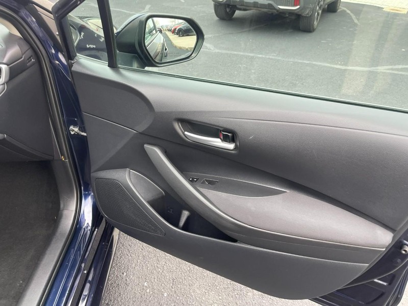 Toyota Corolla Vehicle Image 07