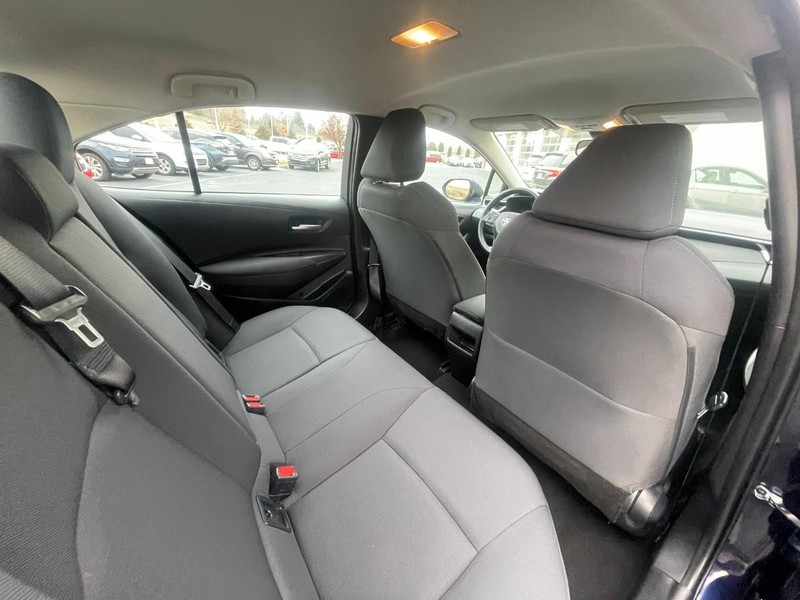 Toyota Corolla Vehicle Image 09