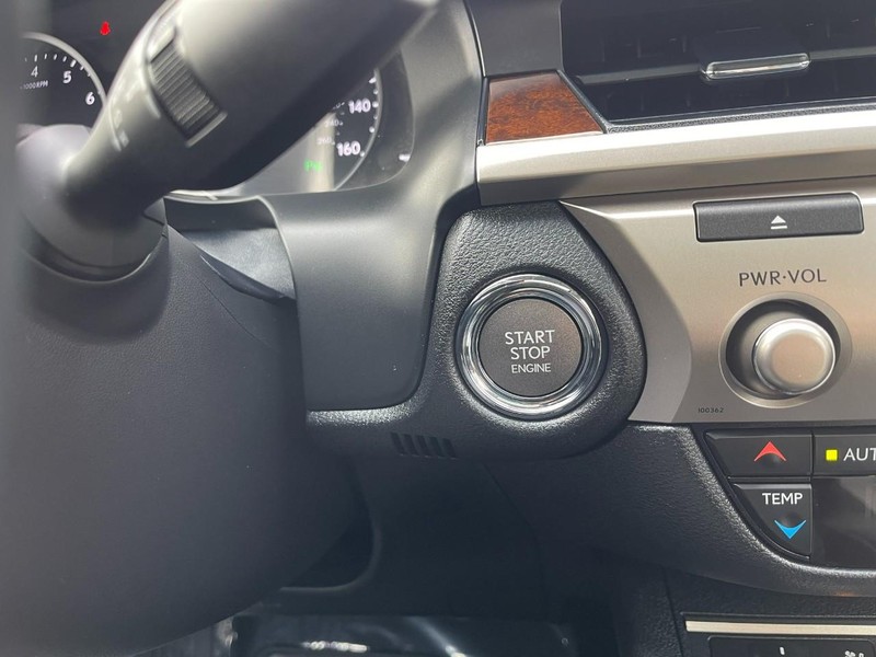 Lexus ES 350 Vehicle Image 30