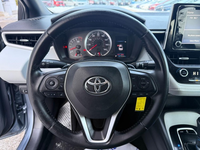 Toyota Corolla Vehicle Image 18