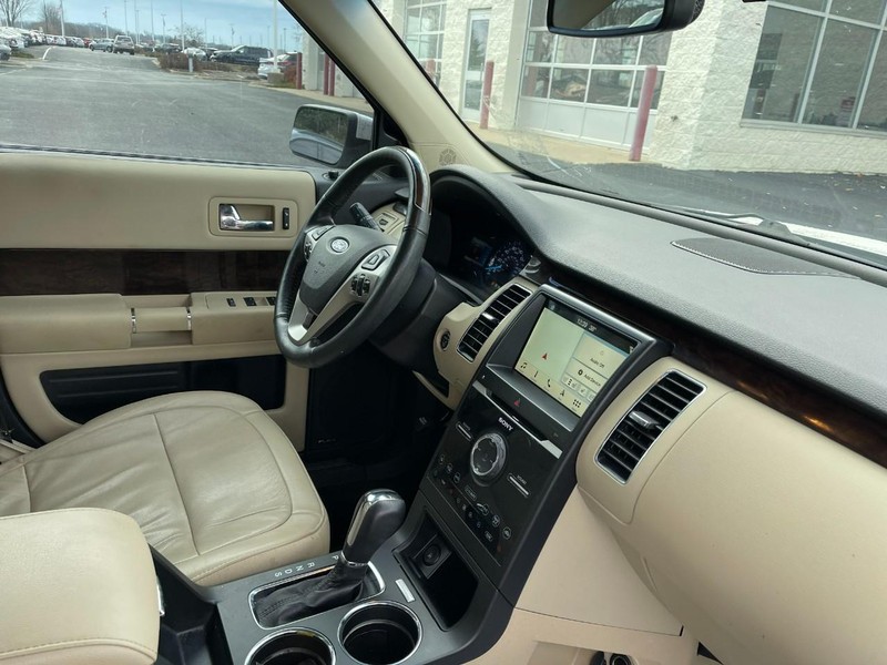 2018 Ford Flex Limited photo 2